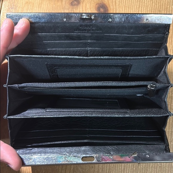 47 Maple Black Crocodile Texture Wallet with Silver Clasp - Picture 1 of 7